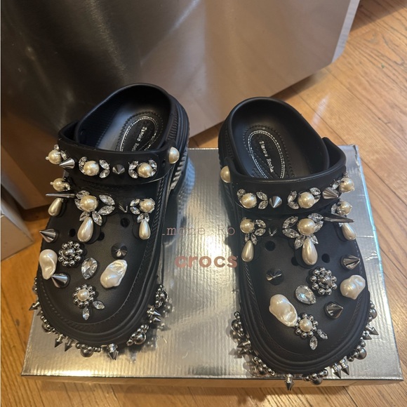 Simone Rocha x Crocs - Picture 2 of 3